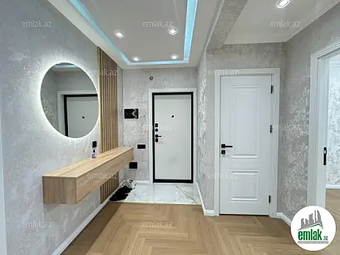 Satılır 3 otaqlı köhnə tikili 76 m²
