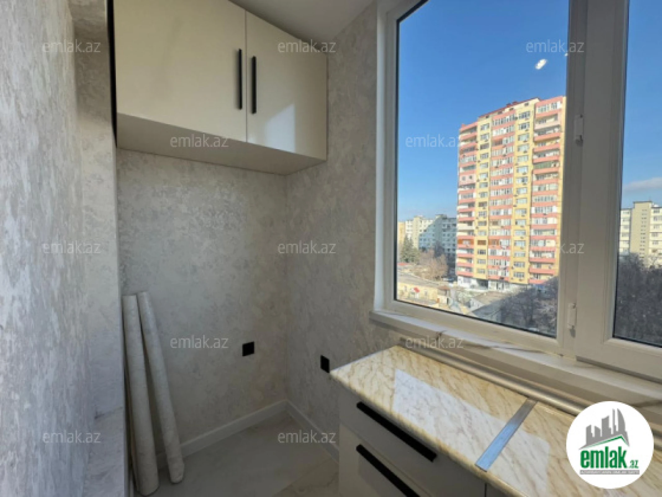 Satılır 2 otaqlı köhnə tikili 45 m²