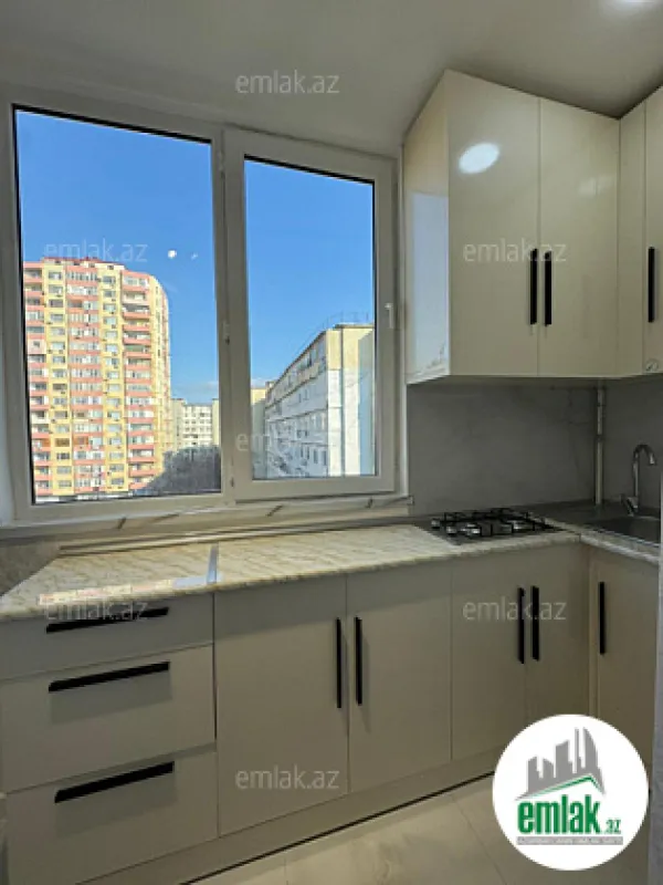 Satılır 2 otaqlı köhnə tikili 45 m²