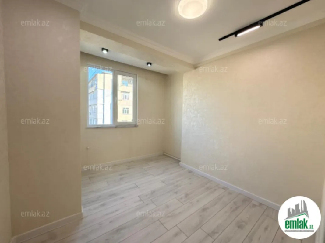 Satılır 2 otaqlı köhnə tikili 45 m²