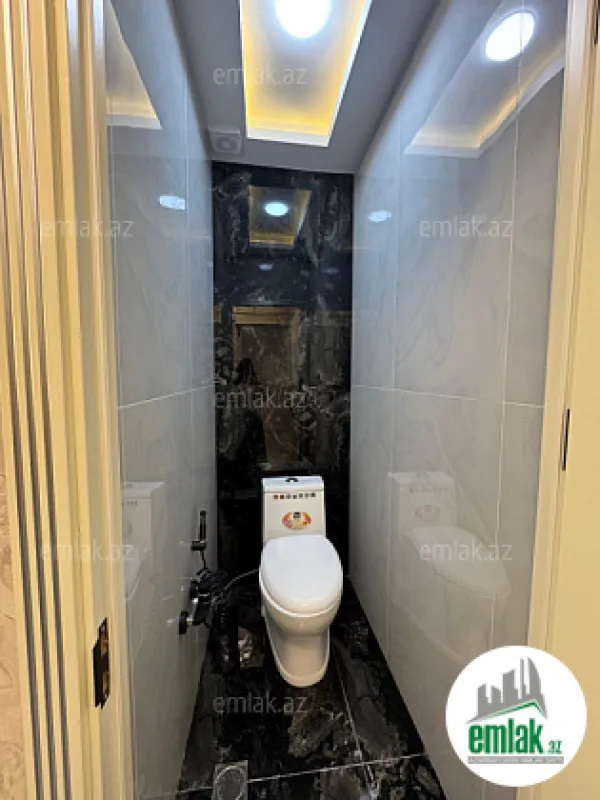 Satılır 3 otaqlı köhnə tikili 60 m²