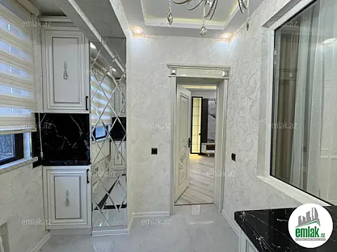 Satılır 3 otaqlı köhnə tikili 60 m²