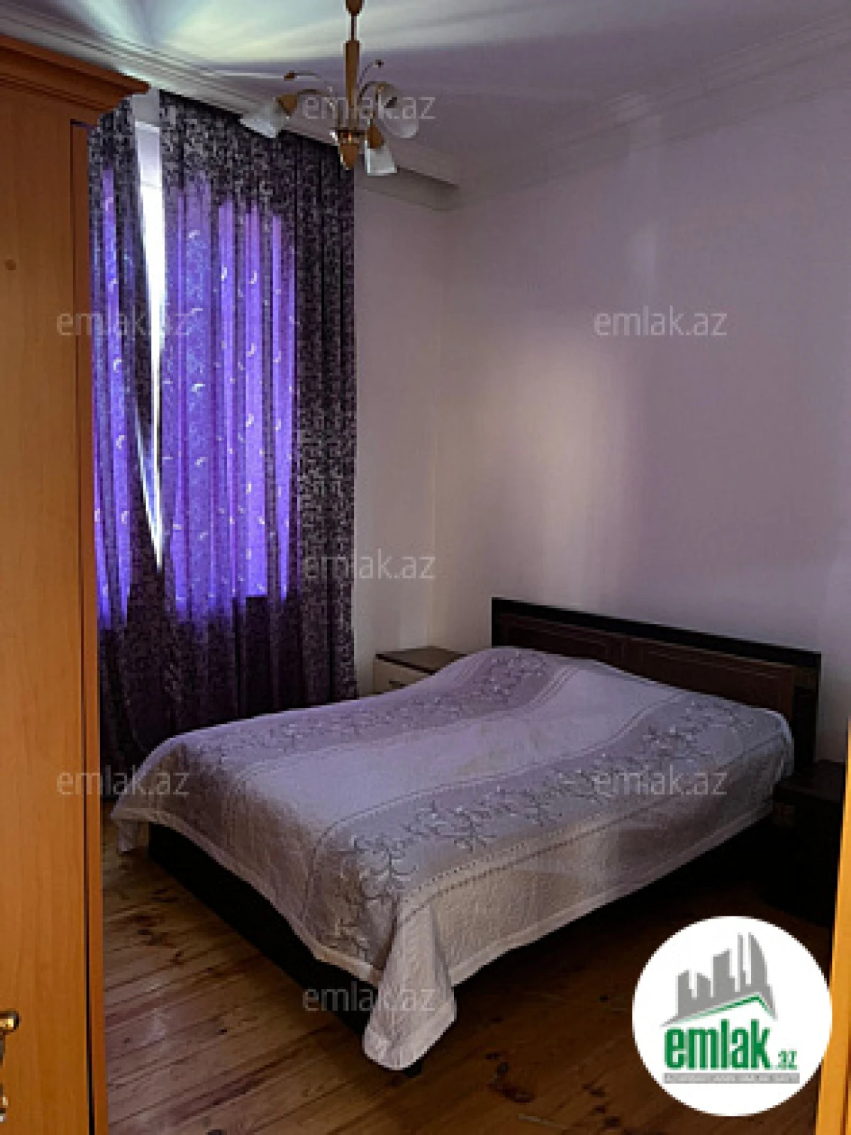 Satılır 7 otaqlı həyət evi 375 m²