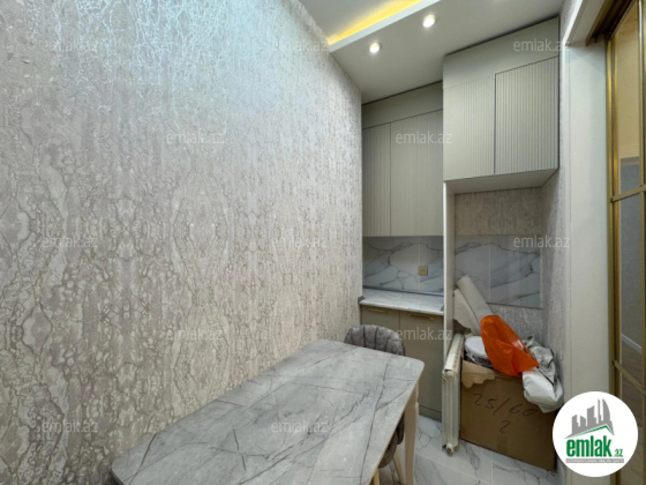 Satılır 2 otaqlı yeni tikili 90 m²