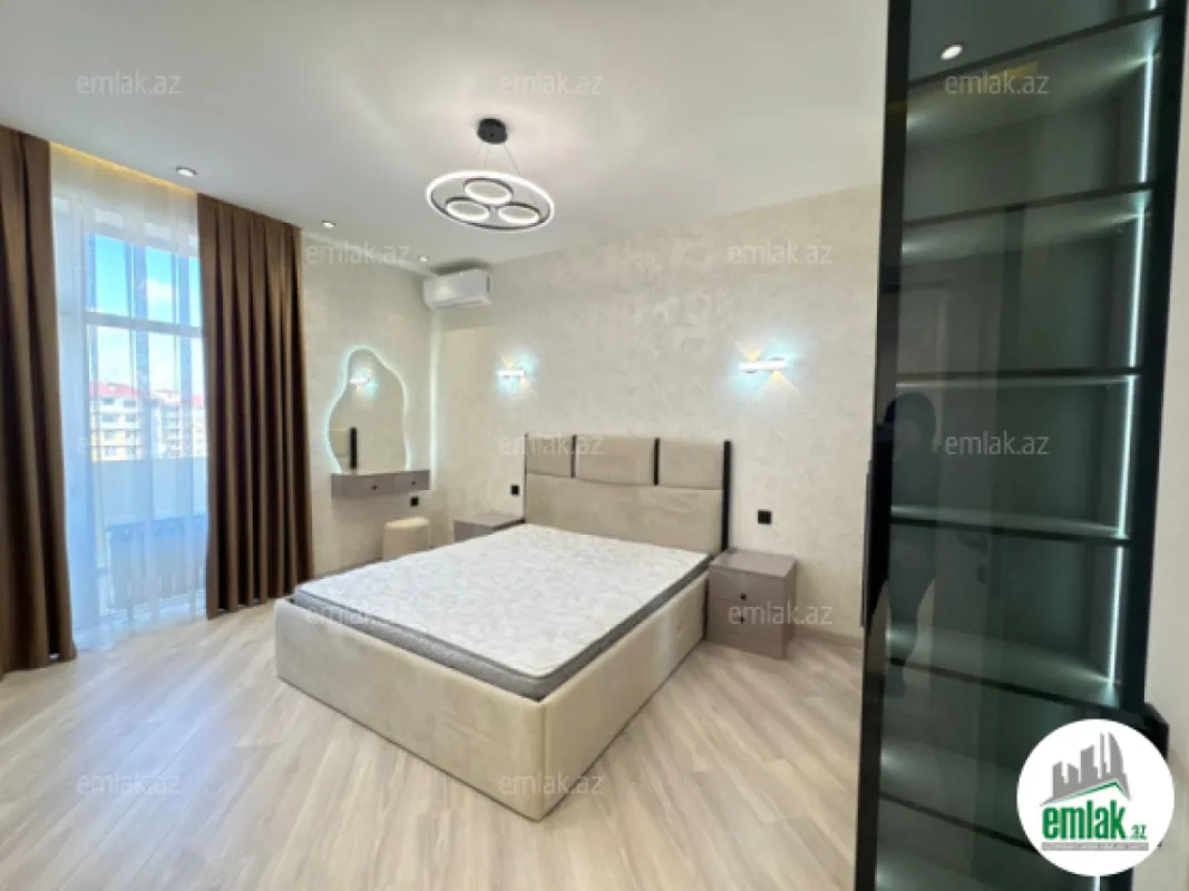 Satılır 2 otaqlı yeni tikili 80 m²