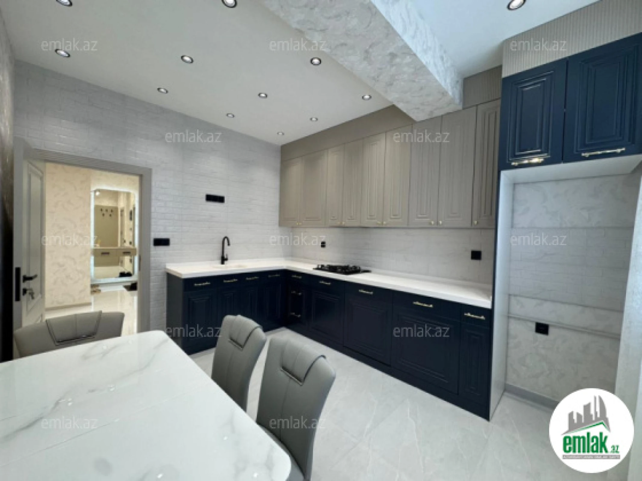 Satılır 2 otaqlı yeni tikili 80 m²