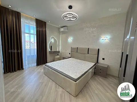 Satılır 2 otaqlı yeni tikili 80 m²