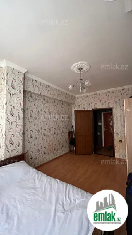 Satılır 1 otaqlı yeni tikili 38 m²