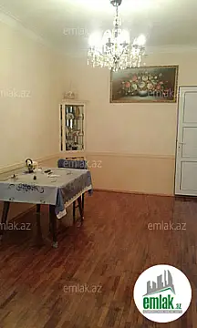 Satılır 2 otaqlı köhnə tikili 80 m²