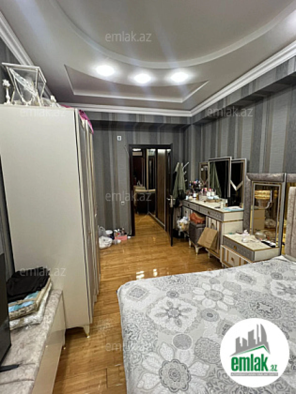 Satılır 3 otaqlı yeni tikili 117 m²