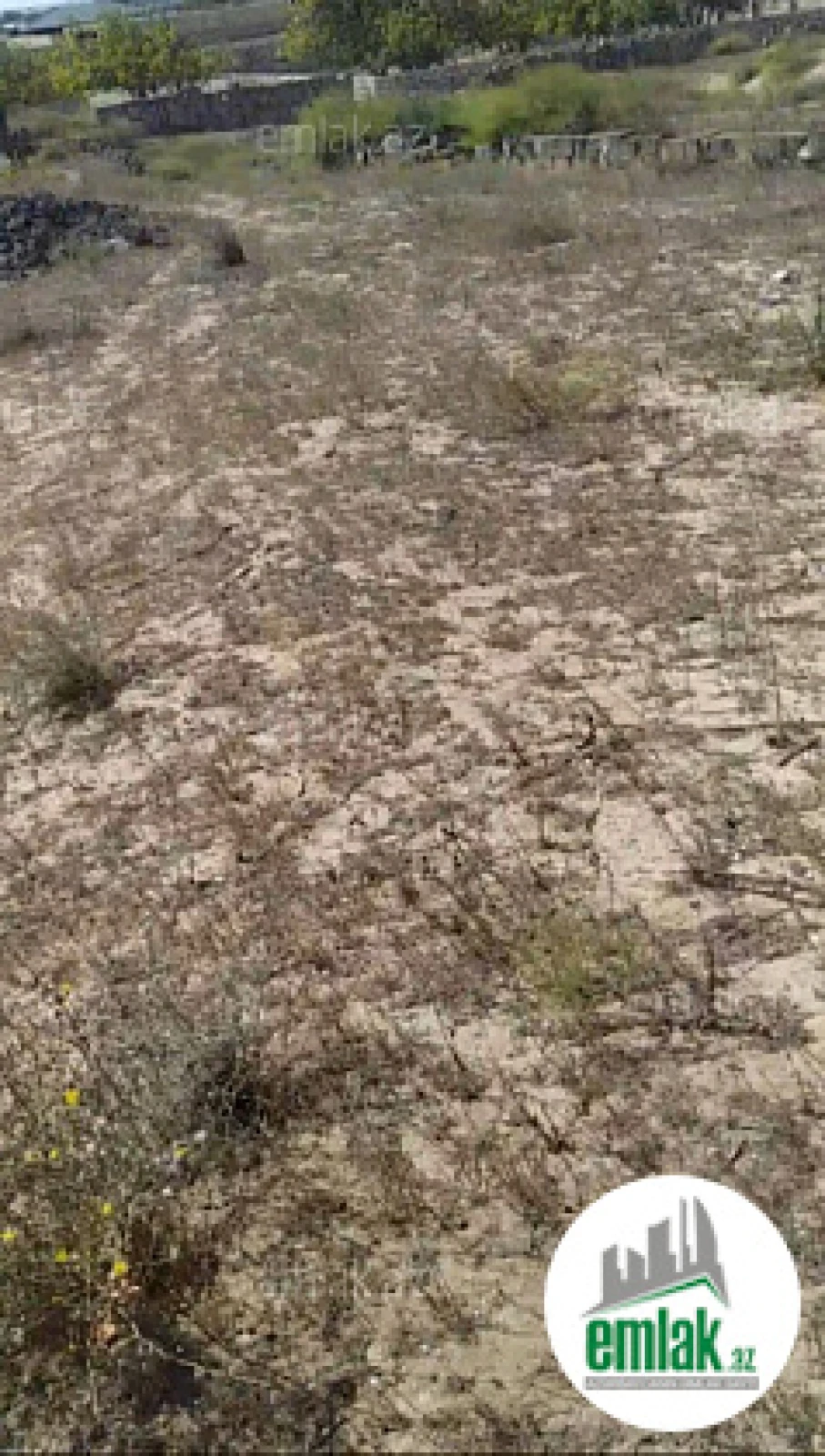 Satılır torpaq sahəsi 12 m²