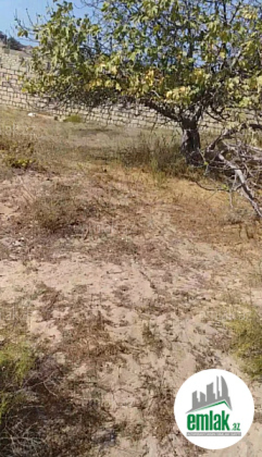 Satılır torpaq sahəsi 12 m²