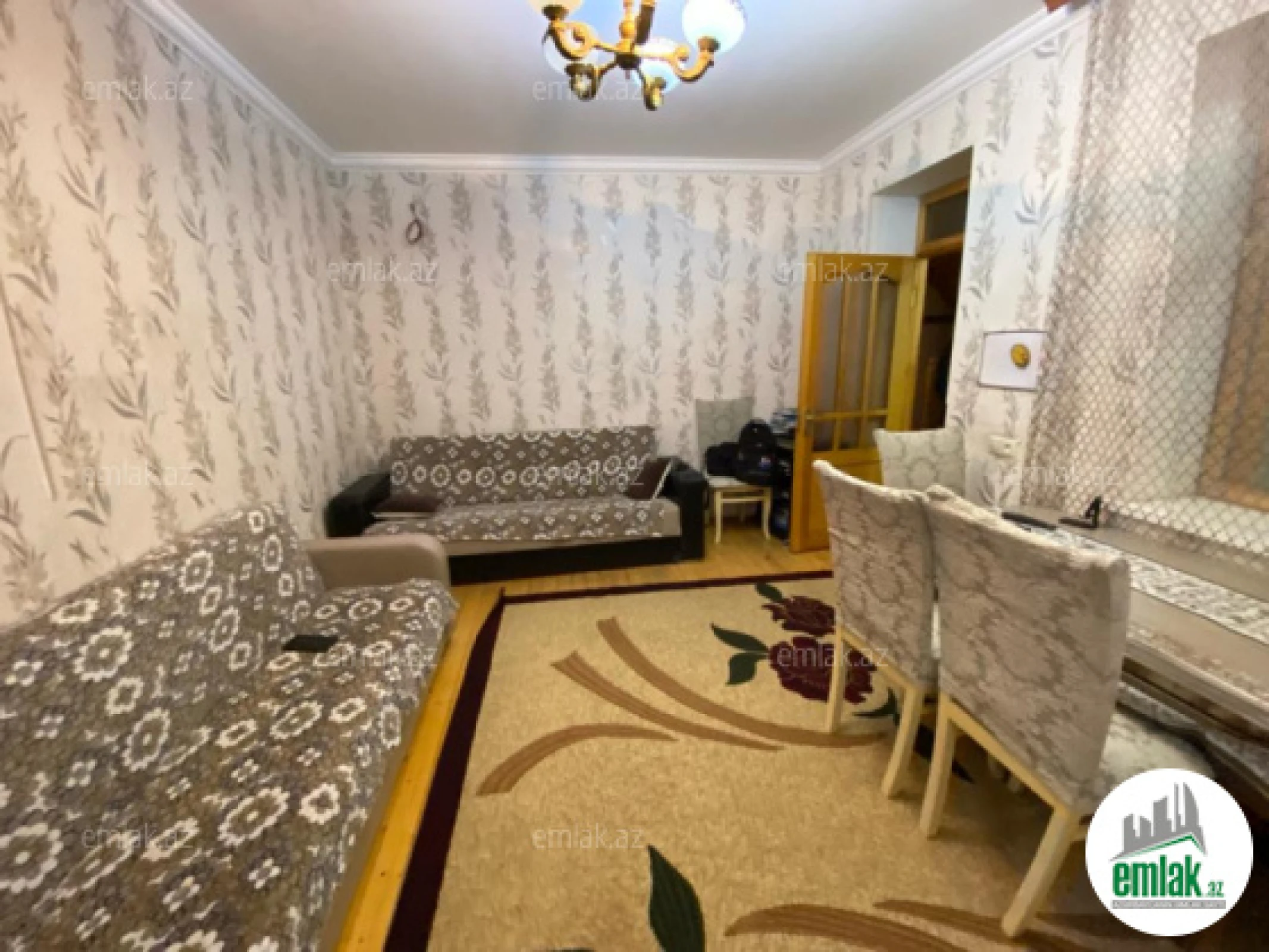 Satılır 8 otaqlı həyət evi 150 m²