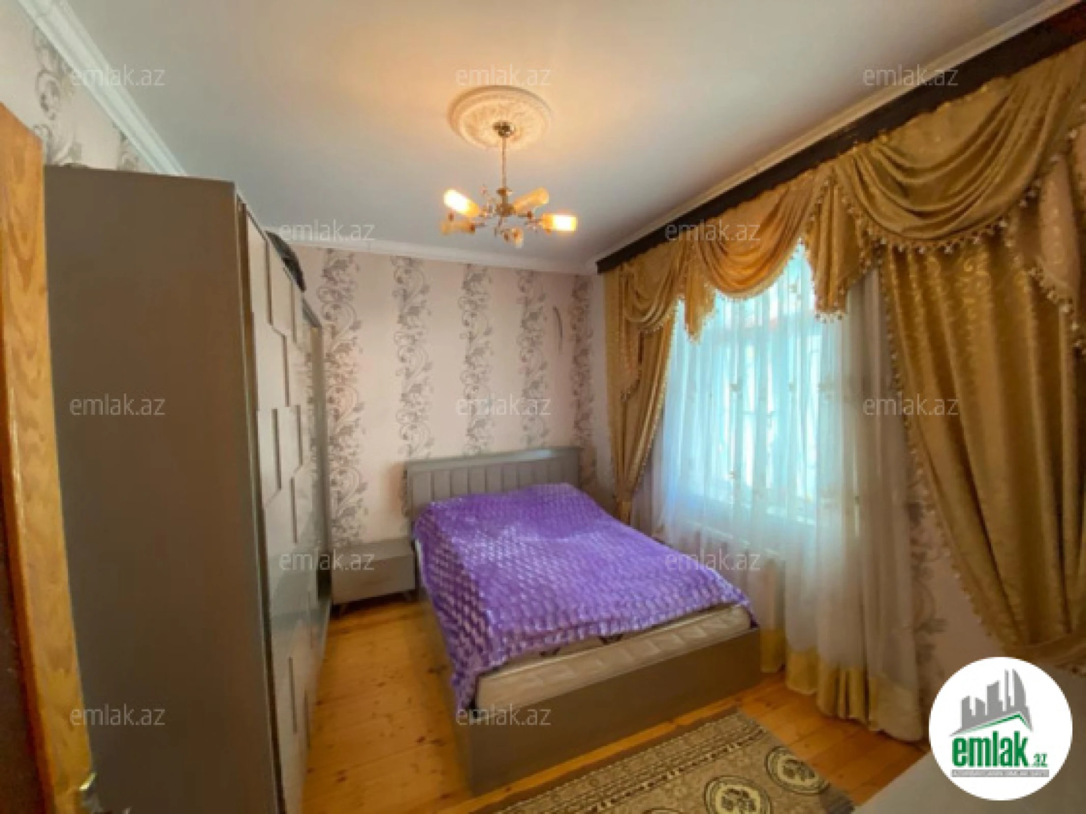 Satılır 8 otaqlı həyət evi 150 m²