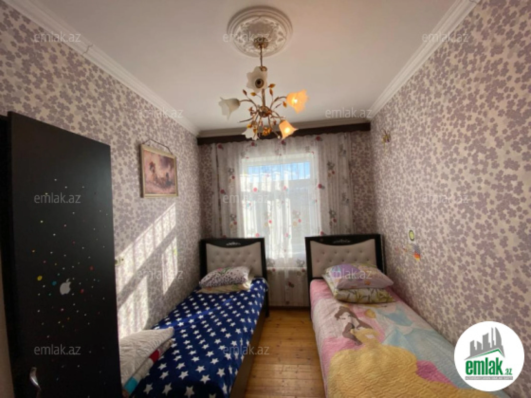 Satılır 8 otaqlı həyət evi 150 m²