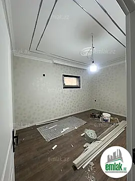 Satılır 6 otaqlı həyət evi 220 m²