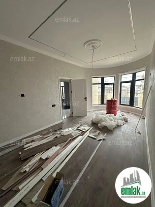 Satılır 6 otaqlı həyət evi 220 m²