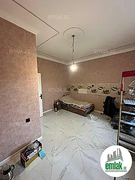 Satılır 6 otaqlı həyət evi 220 m²
