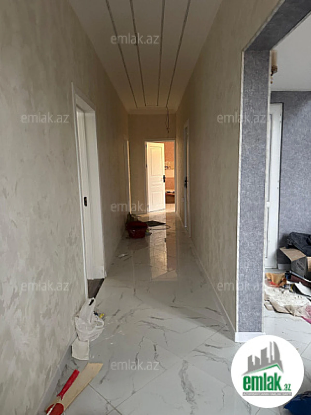 Satılır 6 otaqlı həyət evi 220 m²