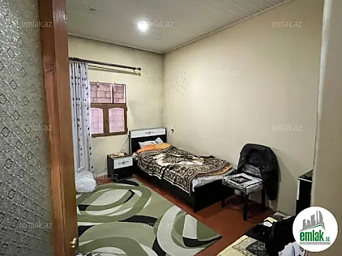 Satılır 4 otaqlı mənzil 100 m²