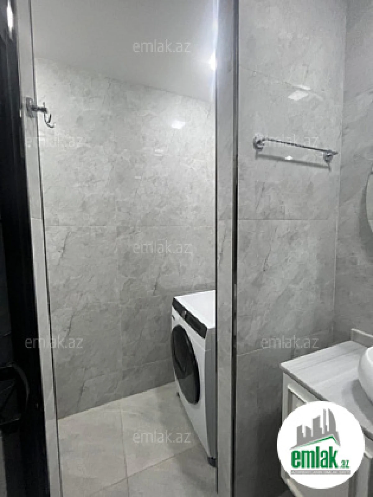 Satılır 3 otaqlı yeni tikili 70 m²