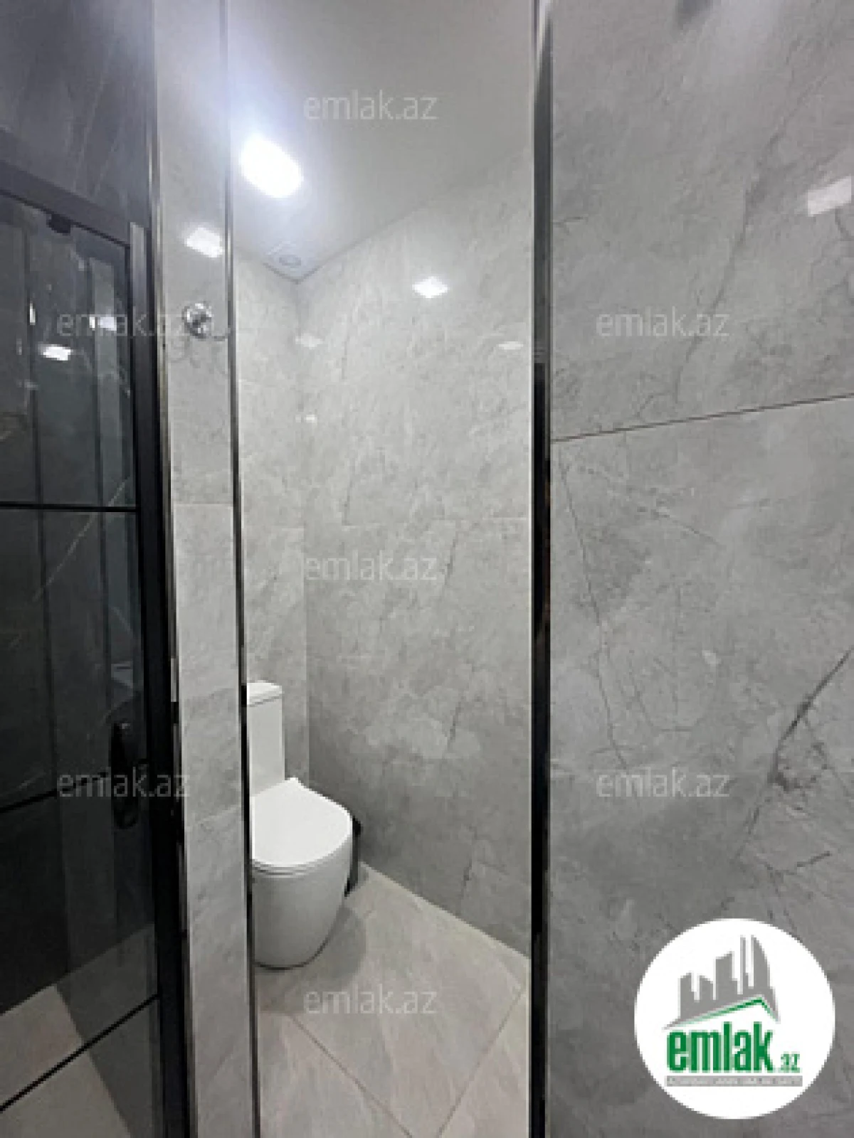 Satılır 3 otaqlı yeni tikili 70 m²