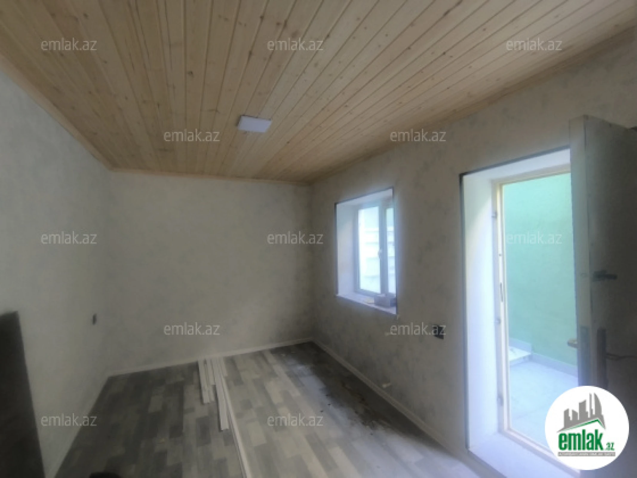 Satılır 6 otaqlı həyət evi 120 m²