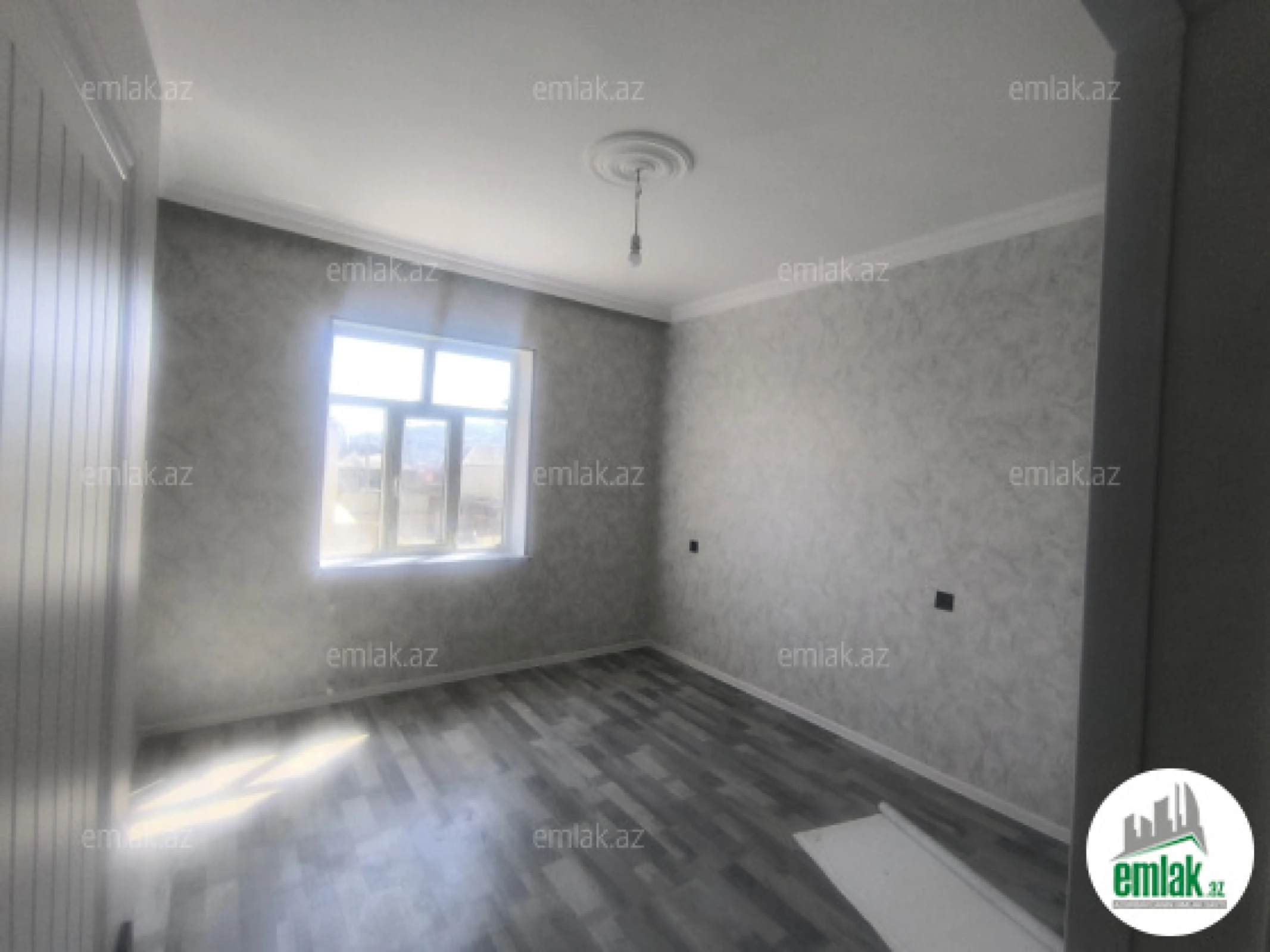 Satılır 6 otaqlı həyət evi 120 m²