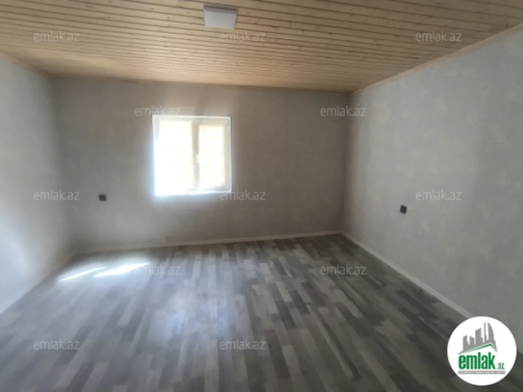 Satılır 6 otaqlı həyət evi 120 m²