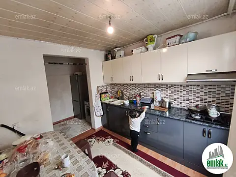Satılır 4 otaqlı həyət evi 90 m²