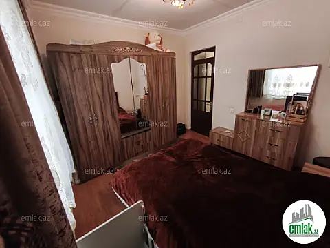 Satılır 4 otaqlı həyət evi 90 m²