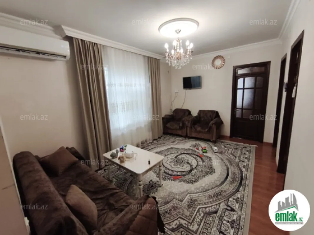 Satılır 4 otaqlı həyət evi 90 m²