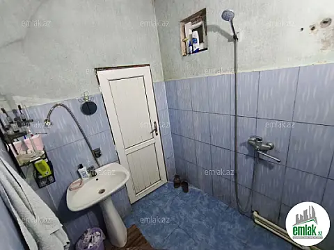 Satılır 4 otaqlı həyət evi 90 m²
