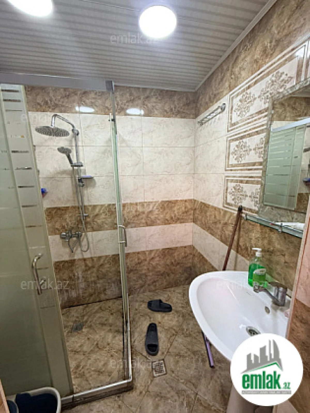 Satılır 3 otaqlı köhnə tikili 68 m²