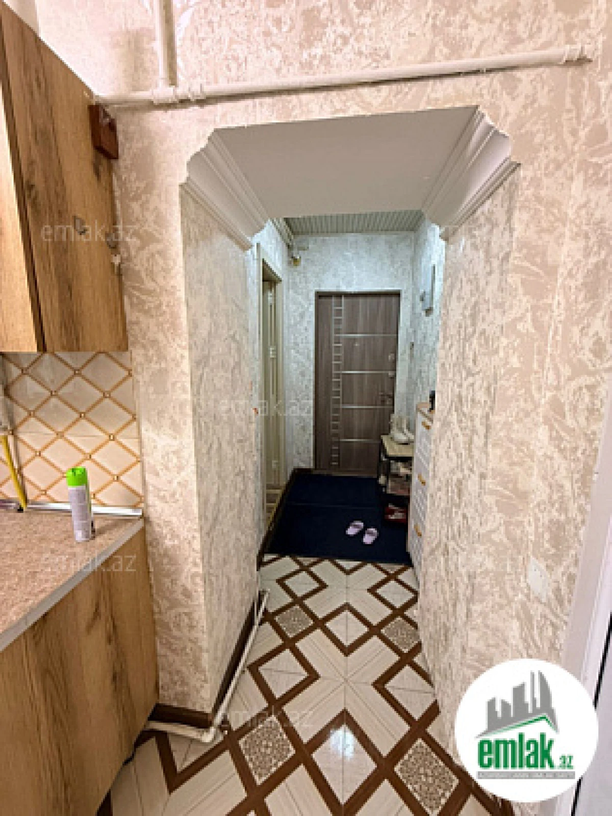 Satılır 3 otaqlı köhnə tikili 68 m²