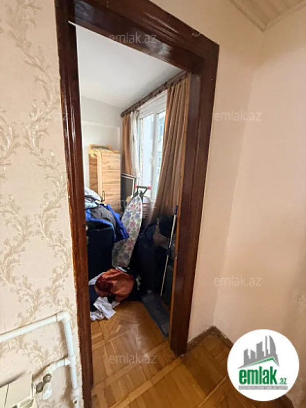 Satılır 3 otaqlı köhnə tikili 68 m²