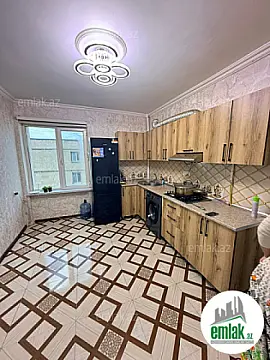 Satılır 3 otaqlı köhnə tikili 68 m²