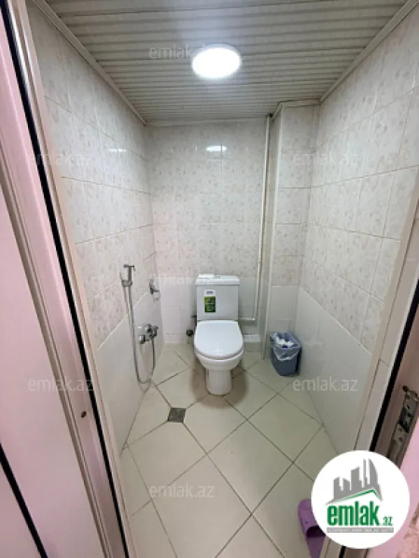 Satılır 3 otaqlı köhnə tikili 68 m²