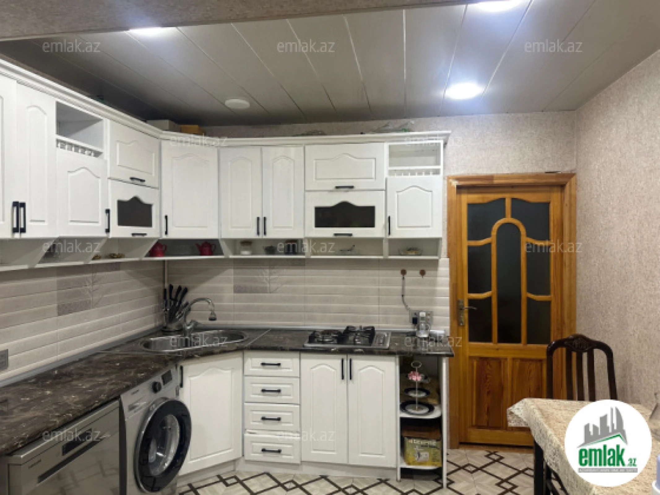 Satılır 3 otaqlı köhnə tikili 65 m²