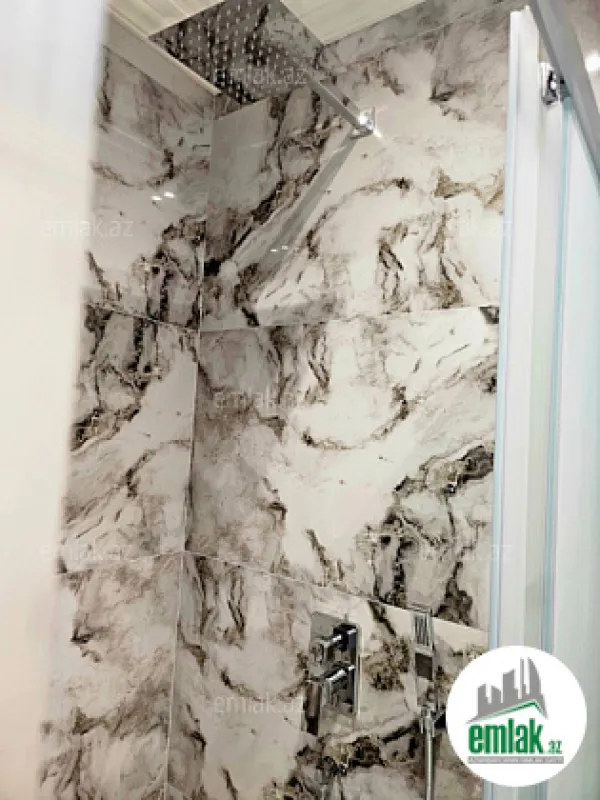 Satılır 2 otaqlı köhnə tikili 55 m²