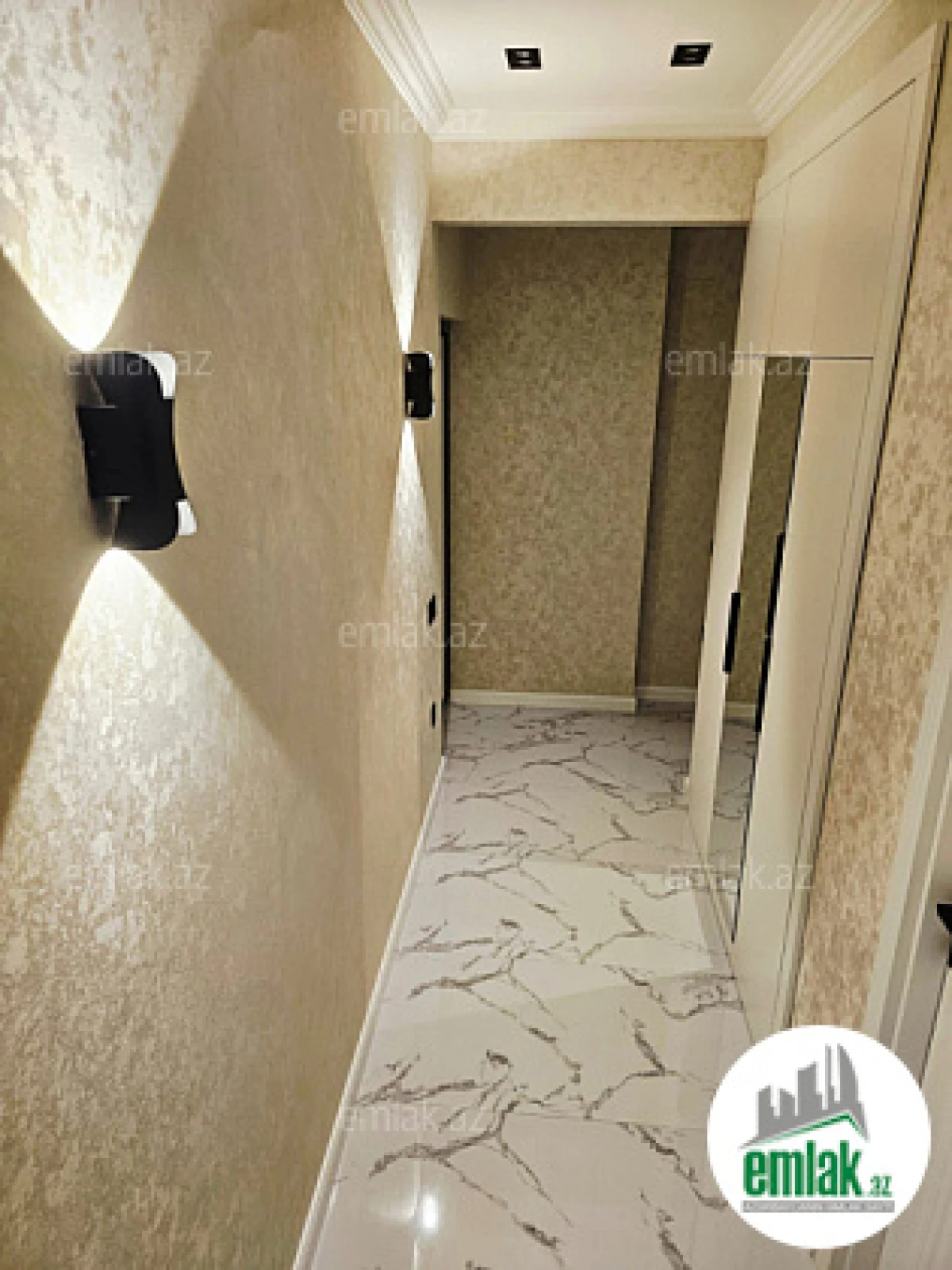 Satılır 2 otaqlı köhnə tikili 55 m²