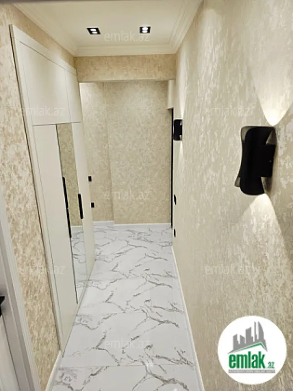 Satılır 2 otaqlı köhnə tikili 55 m²