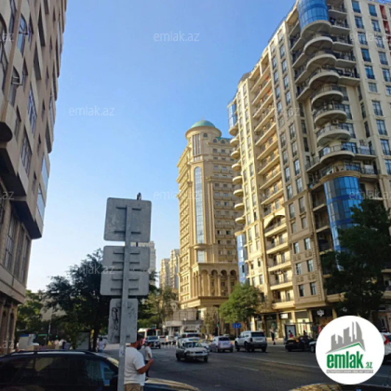Satılır 4 otaqlı yeni tikili 214 m²