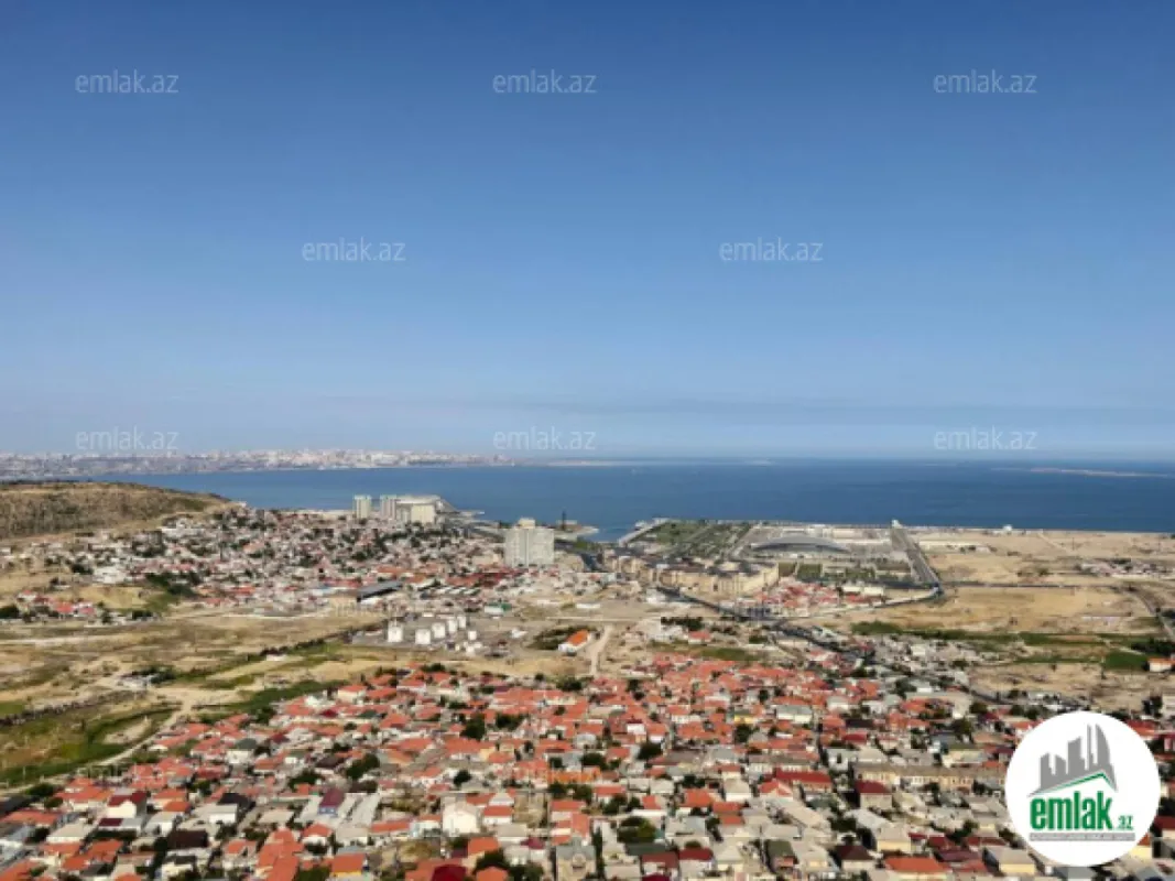 Satılır 6 otaqlı həyət evi 520 m²