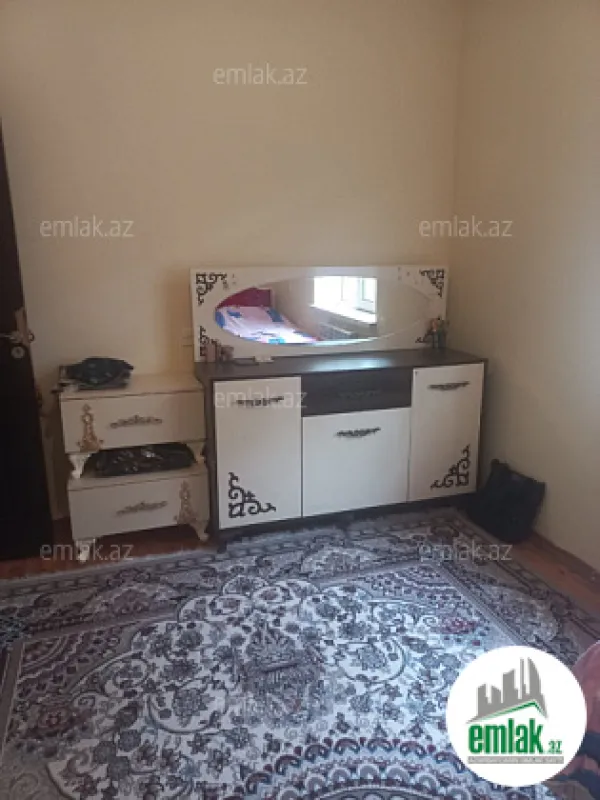 Satılır 3 otaqlı həyət evi 81 m²