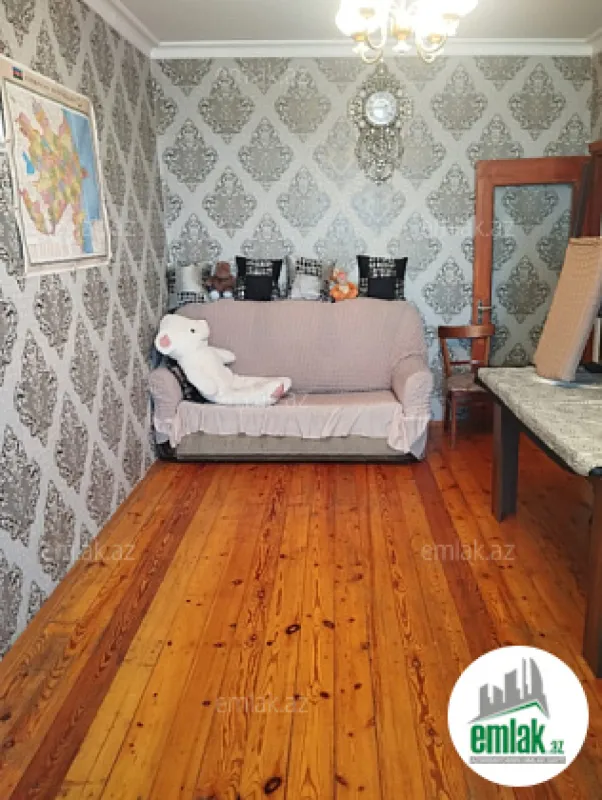 Satılır 3 otaqlı köhnə tikili 65 m²