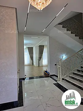 Satılır 6 otaqlı həyət evi 520 m²