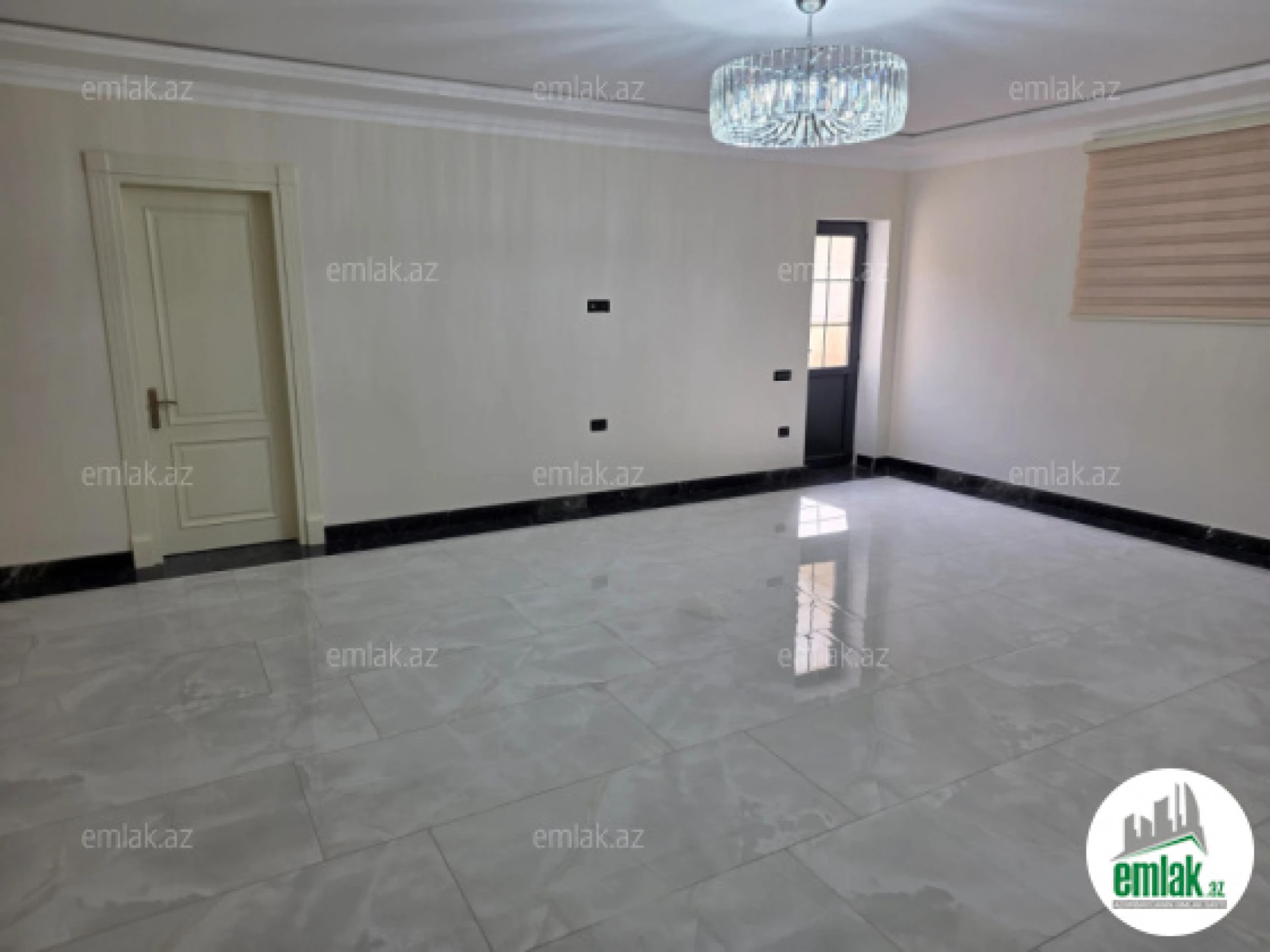 Satılır 6 otaqlı həyət evi 520 m²