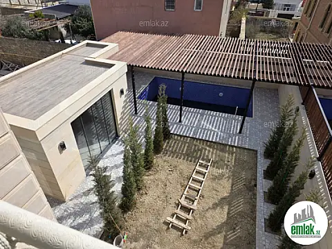 Satılır 6 otaqlı həyət evi 520 m²