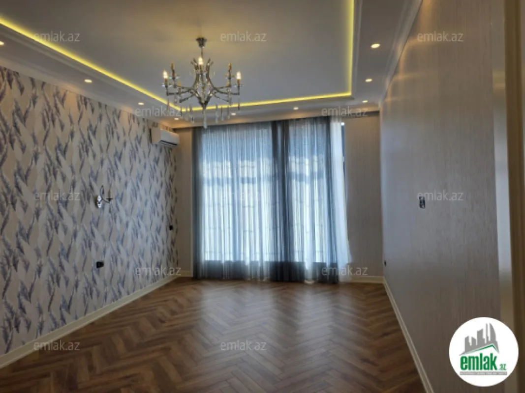 Satılır 6 otaqlı həyət evi 520 m²